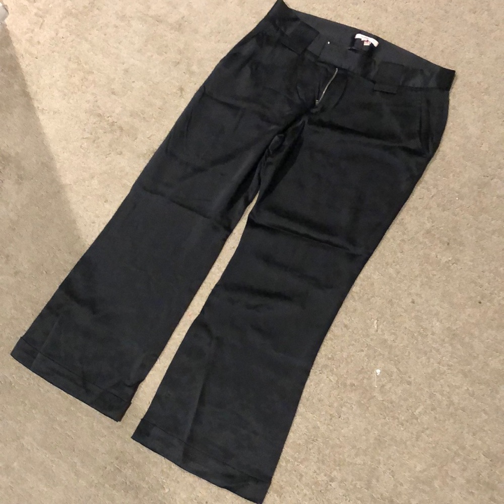 Black 100% silk pants from Joie. Size 6. VGUC.